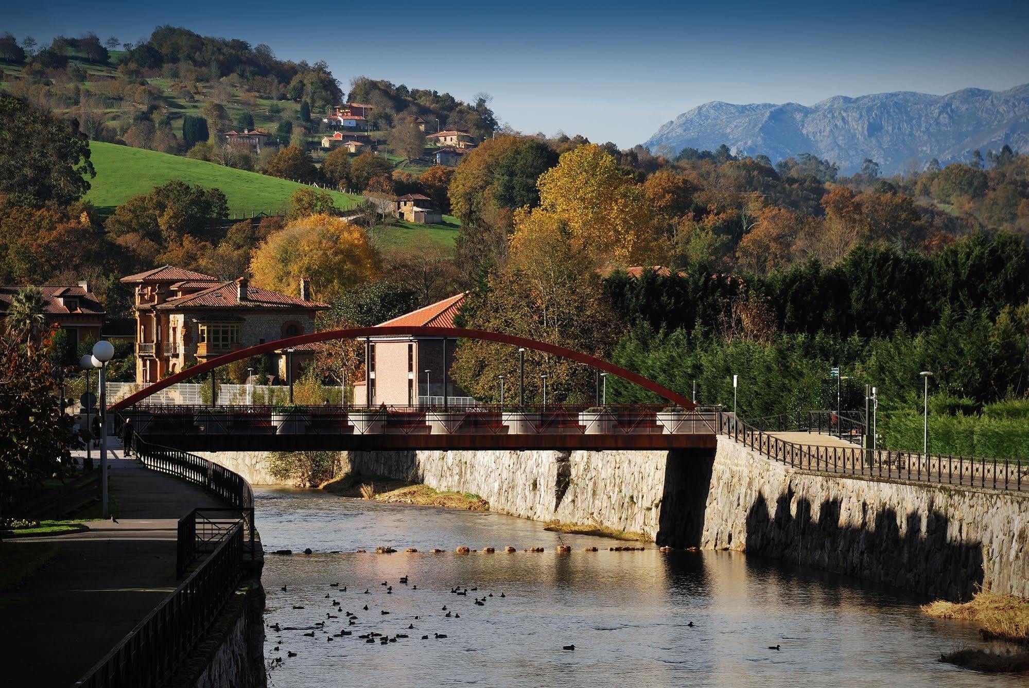 Los Acebos Cangas Cangas de Onis Exterior photo